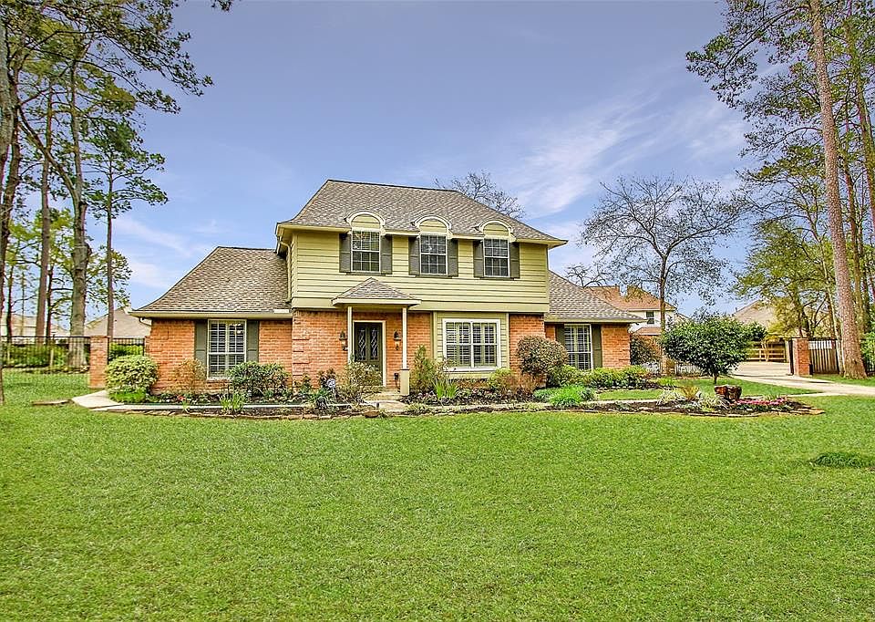 1st image of 8 Hollow Glen Ln