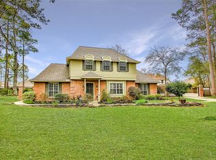 8 Hollow Glen Ln, Tomball, TX 77375