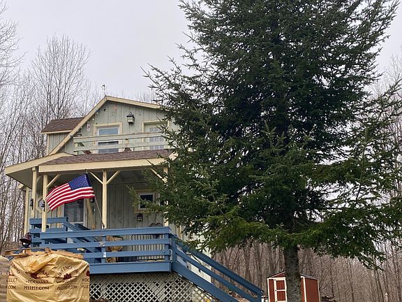 2nd image of 132 Stardust Dr