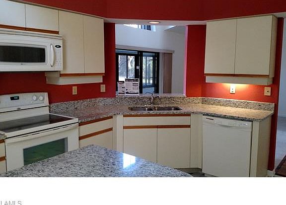 4th image of 13233 Greywood Cir