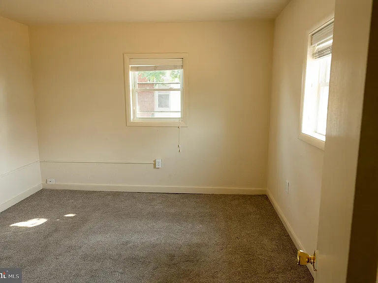 108 Martin Dr — Photo 19