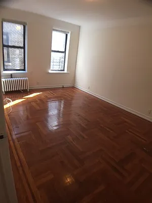 Rented by Roberto Guilbet, LREB | media 24