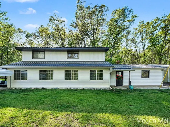 10231 Morgan Mills Ave NE, Greenville, MI 48838