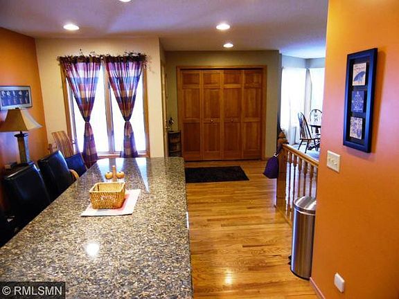 3rd image of 190 Wildwood Bay Dr