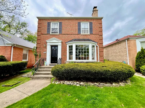 8122 Kildare Ave, Skokie, IL 60076