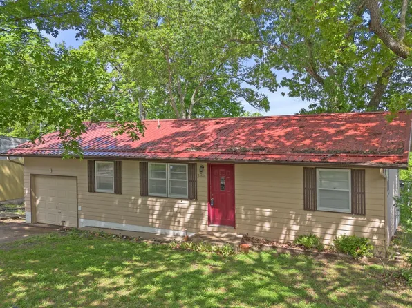 31668 Highline Dr, Warsaw, MO 65355