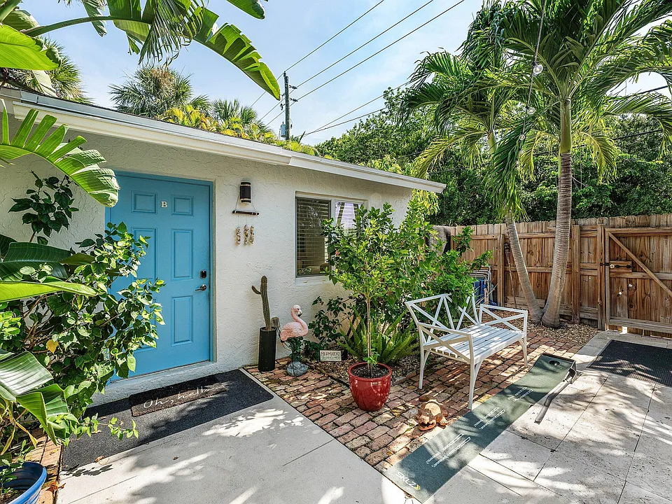 334 NE 7th Ave