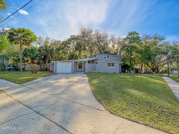 2nd image of 4862 Churchill Dr