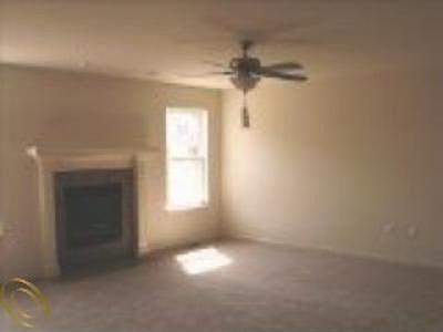 5th image of 24348 Parklane Dr
