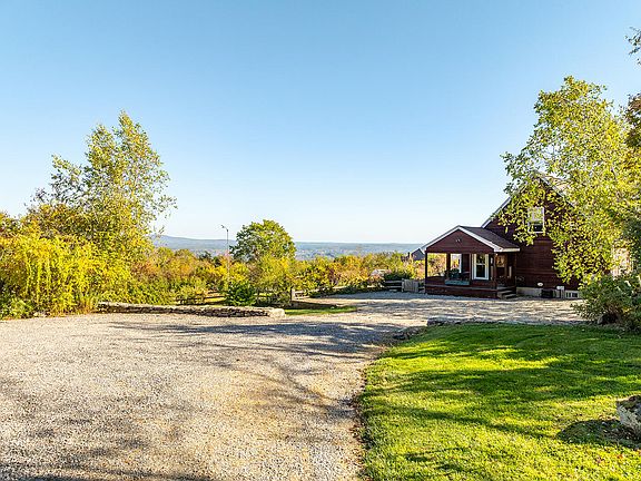 5th image of 595 Overlock Hill Road