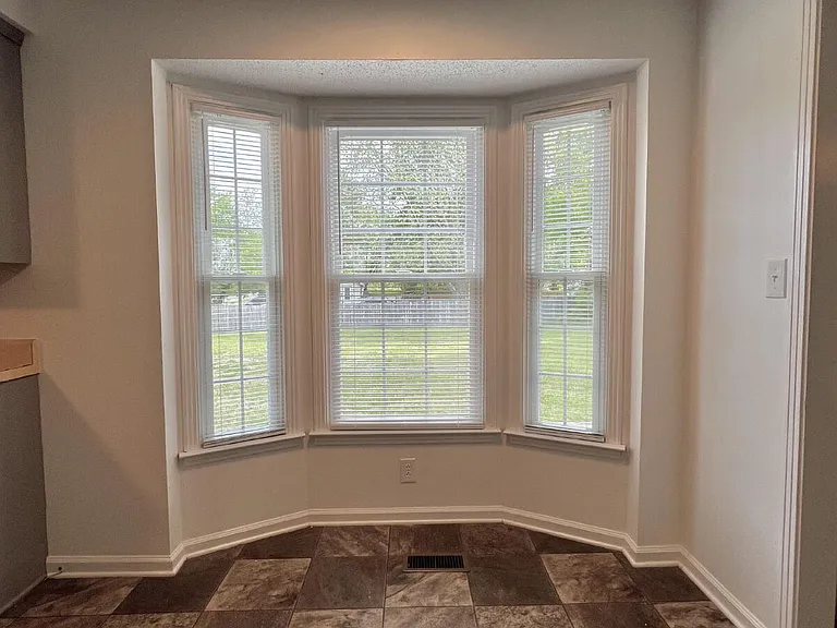 2303 Stokes Rd — Photo 13