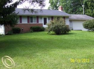 6167 W Allen Rd, Fowlerville, MI 48836