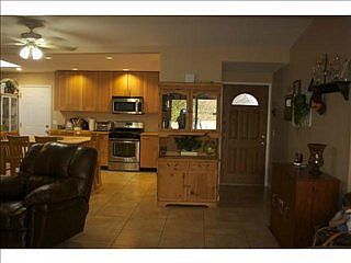 5th image of 3115 Admiral Ave