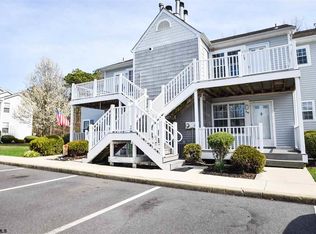 257 London Ct, Egg Harbor Township, NJ 08234