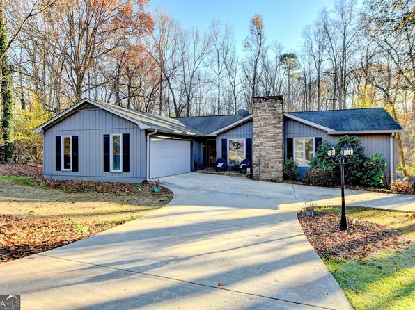 2879 Cascade Ct, Gainesville, GA 30504