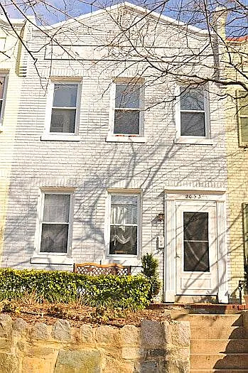 3 bed, 1082 sqft, $4,800 — Photo 2