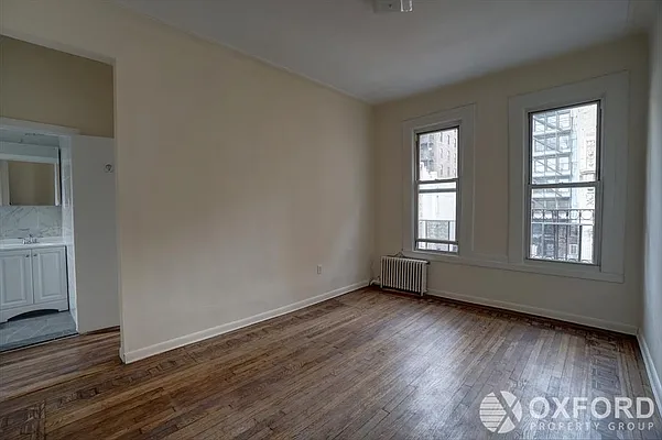 Rented by Oxford Property Group | media 32