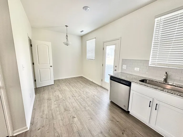 14216 Whistling Teal Dr — Photo 6