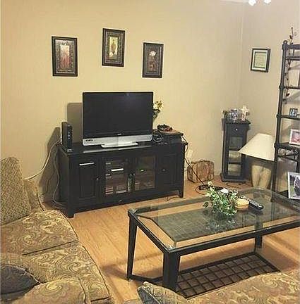 2nd image of 503 Sidney Cir