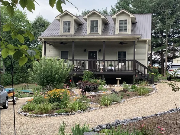 1241 Faith Ln, Dandridge, TN 37725