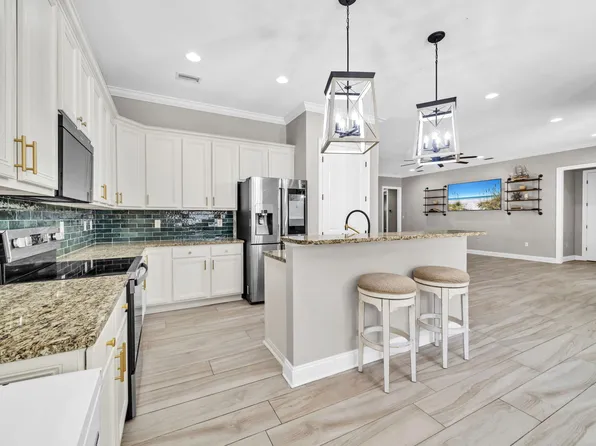 750 Woods Dr, Niceville, FL 32578