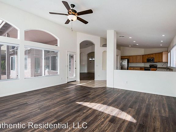4th image of 4213 W Wahalla Ln