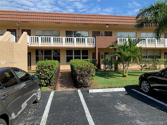 4th image of 8851 Sunrise Lakes Blvd APT 103