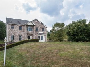 102 Hidden Oak Dr, Mars, PA 16046