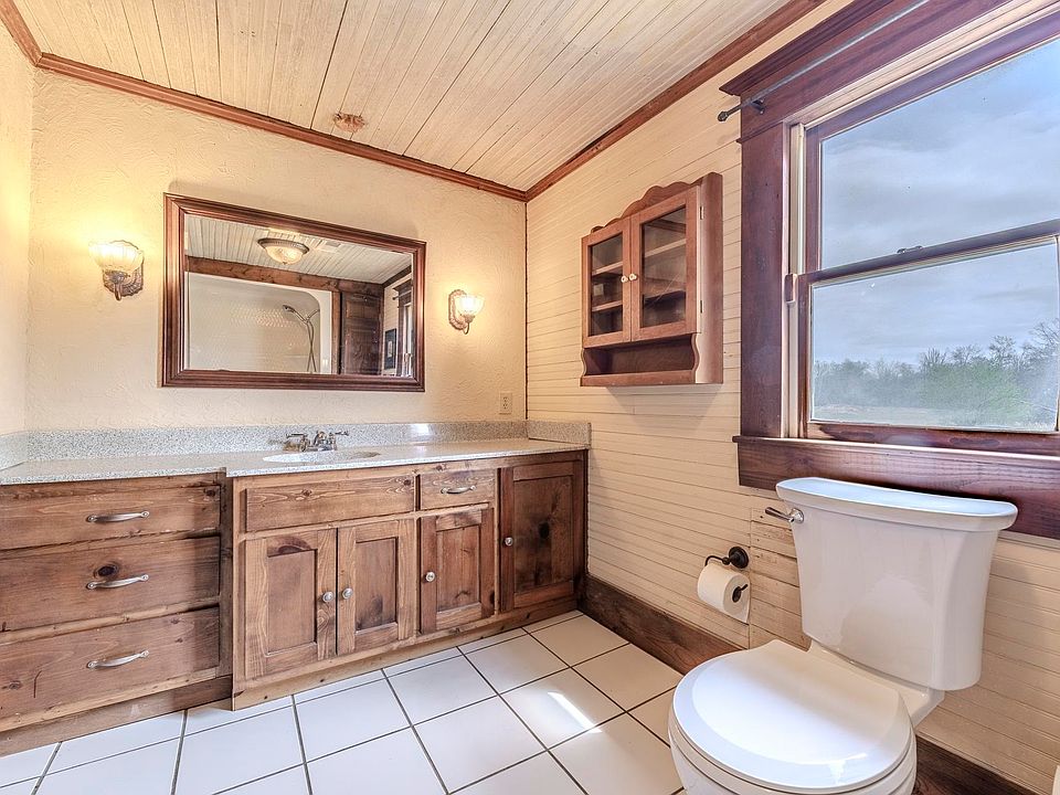 25th image of this home