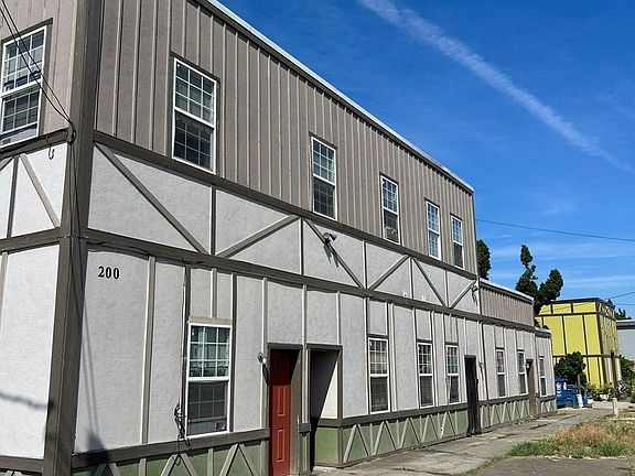 2nd image of 200 Railroad Ave #10
