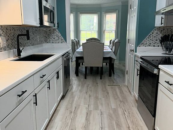 4th image of 5509 Mulberry Dr