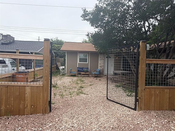 3rd image of 5600 Ponciana Dr
