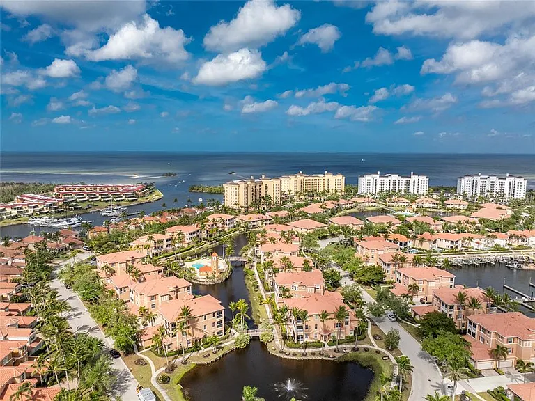 3270 Southshore Dr #72B — Photo 32