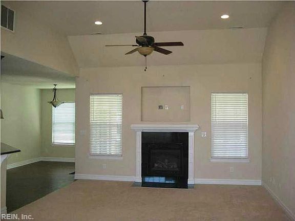 3rd image of 503 McKinzie Ct