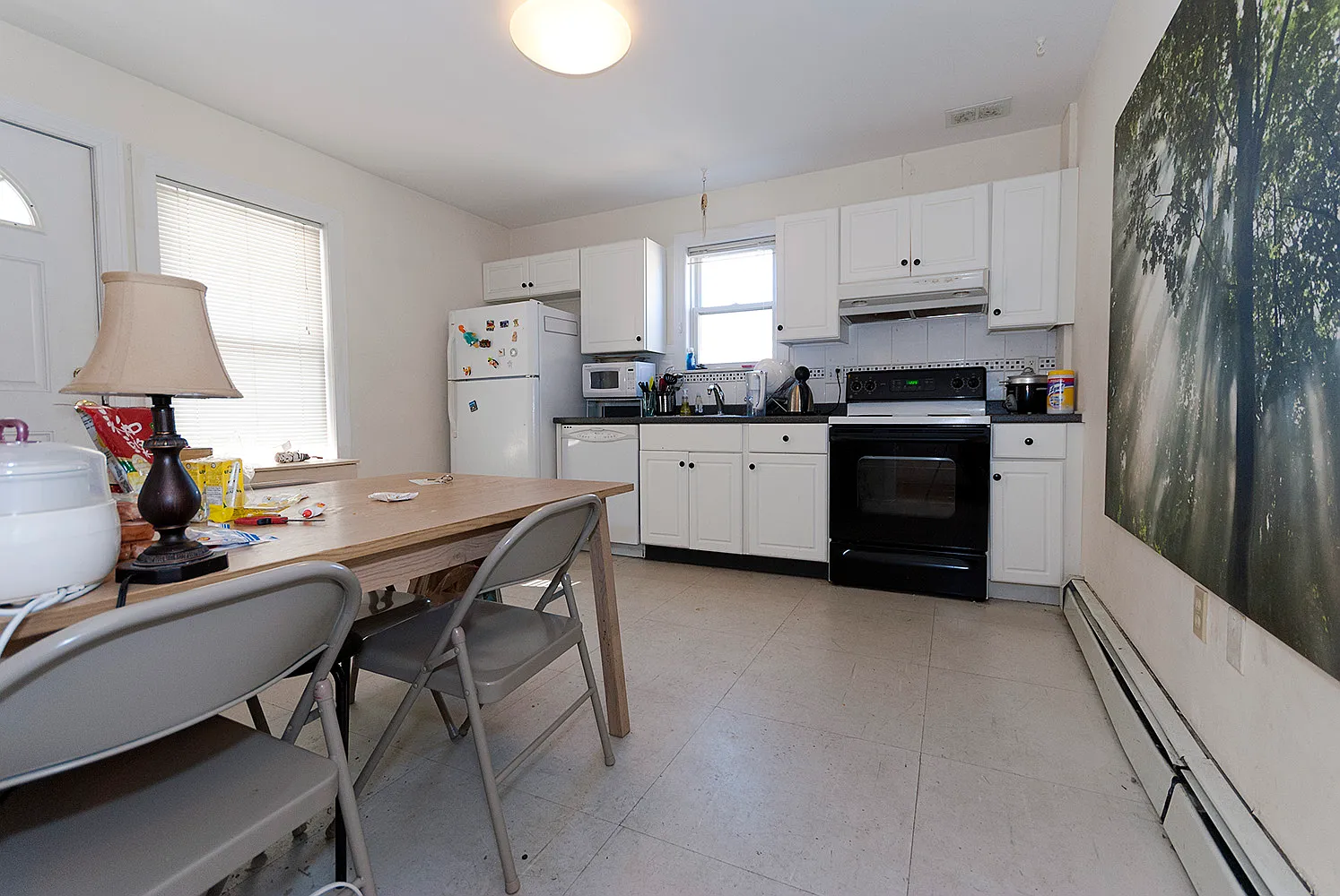 2 bed, 850 sqft, $3,000 — Photo 1
