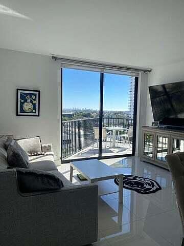 1st image of 5300 Paseo Dr #603