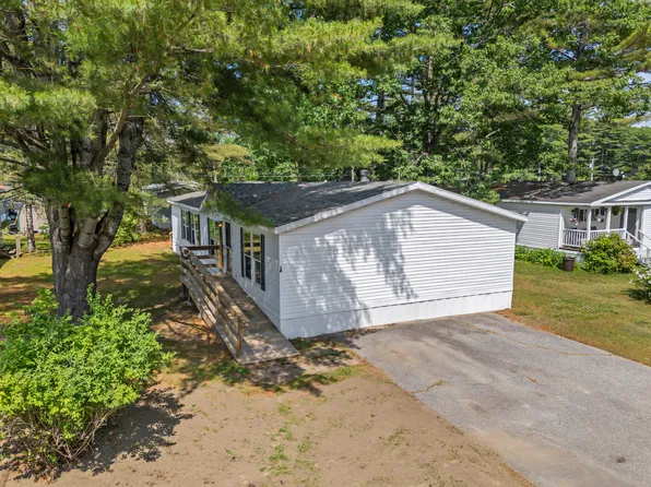 16 Larry Lane, Brunswick, ME 04011