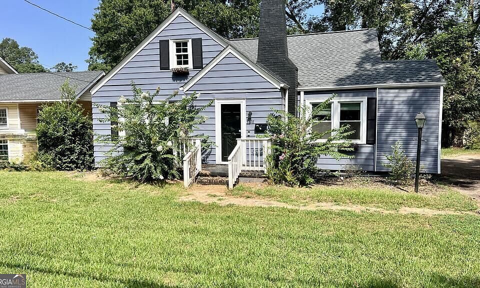 1st image of 618 S Green St