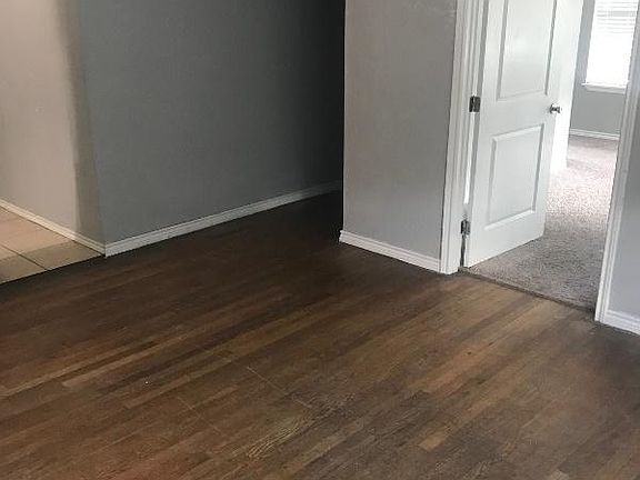 4th image of 1409 W Woodlawn Ave APT 6