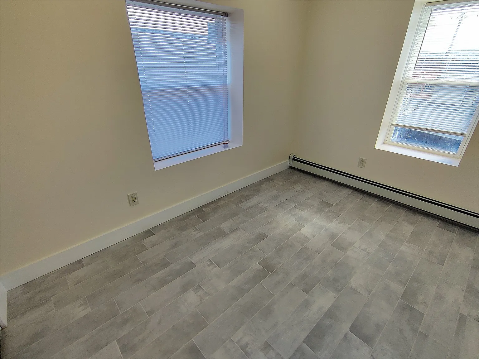 2 bed, 1.0 bath, 651 sqft, $1,250 — Photo 2