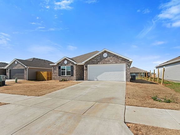 3rd image of 1710 Eveningshade Ln