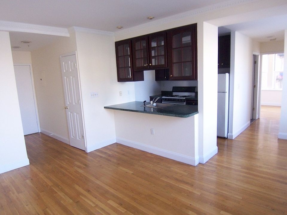 2nd image of 57 Sip Ave APT 2A