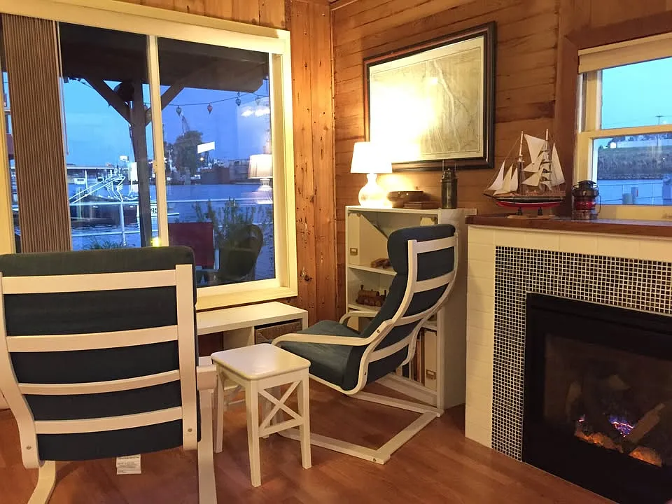 2 bed, 900 sqft, $1,950 — Photo 4