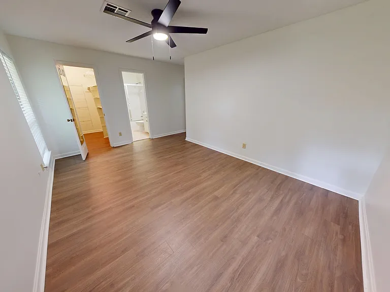 1212 Hillman St — Photo 15