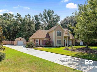 14223 Gabrielle Ct, Silverhill, AL 36576