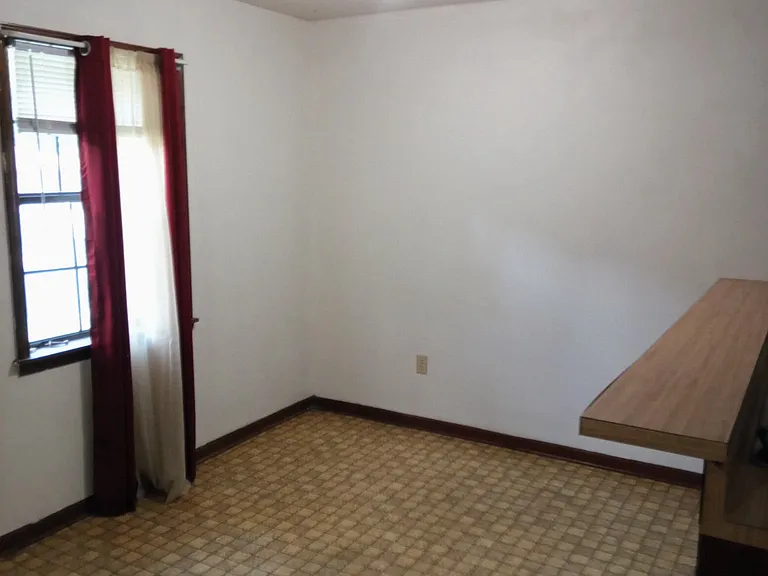 1675 Baugh St #D — Photo 5