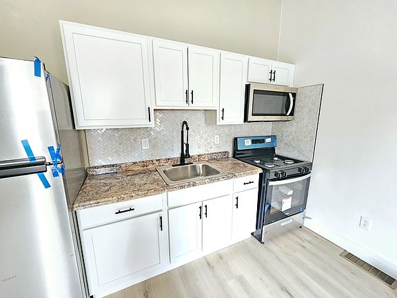 2nd image of 486 Franklin St #4