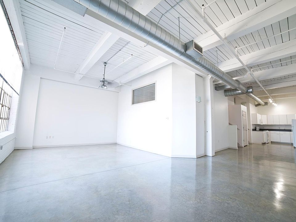 1st image of 2860 Detroit Ave APT 106
