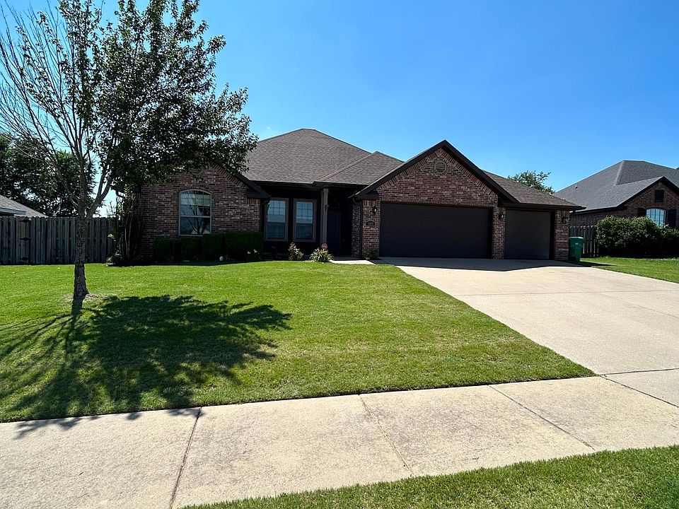 2nd image of 7972 Alivia Cir