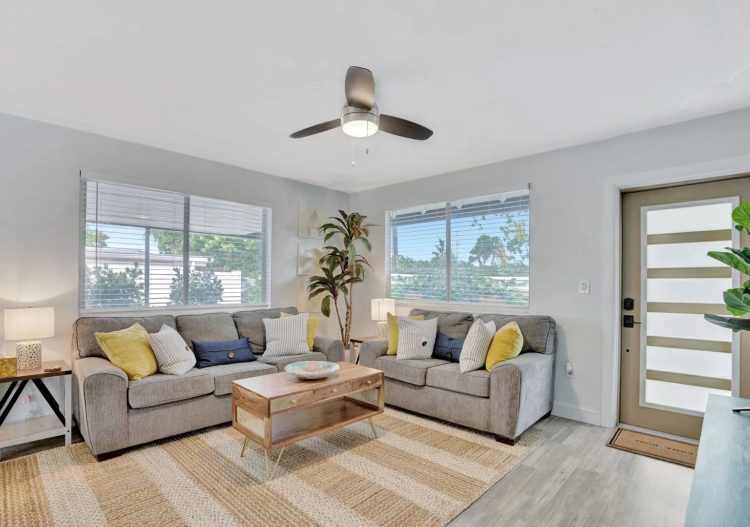3 bed, 1312 sqft, $12,000 — Photo 3